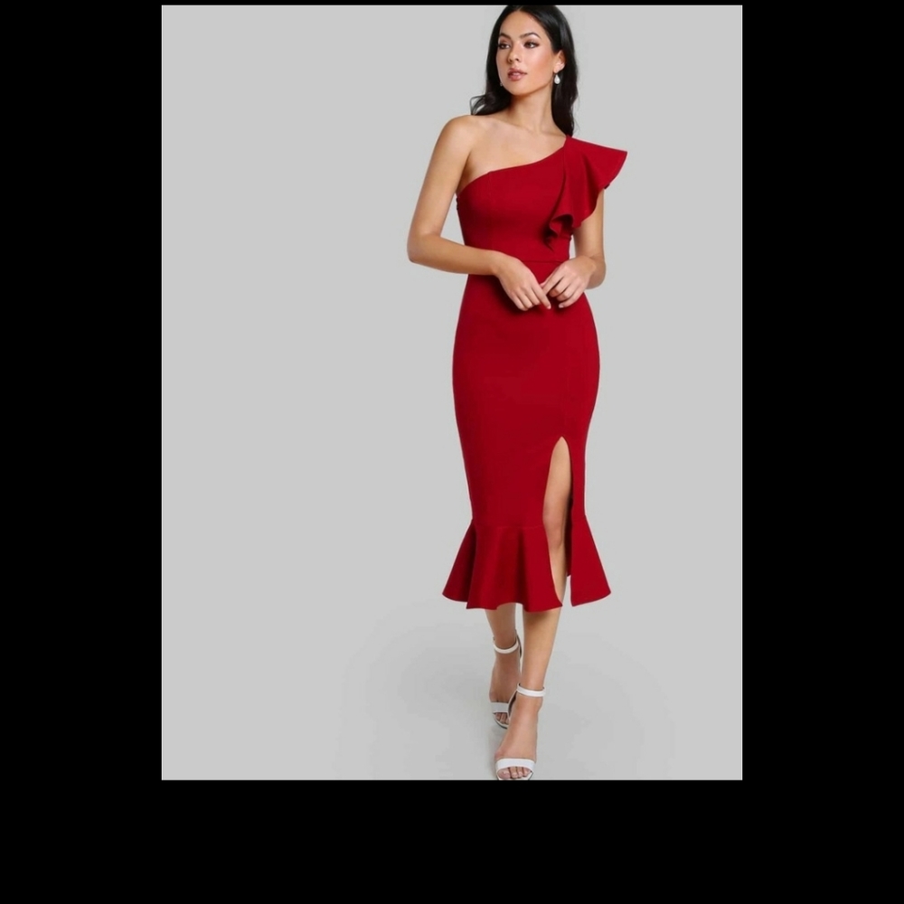 RED DRESS